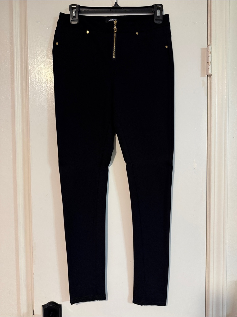 bebe Black Skinny Zip-Front leggings/dress pants